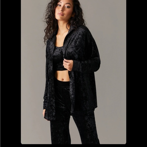 Brand NEW NWT Ladies Playboy Purple Crushed Velour Shacket velvet soft feel top - Picture 15 of 17